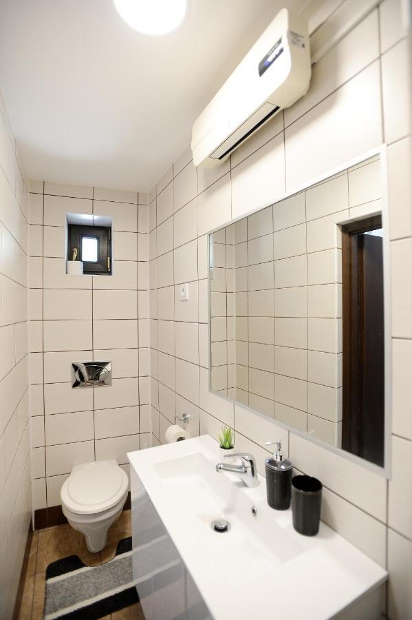 Castle Garden Apartman Егер Екстериор снимка