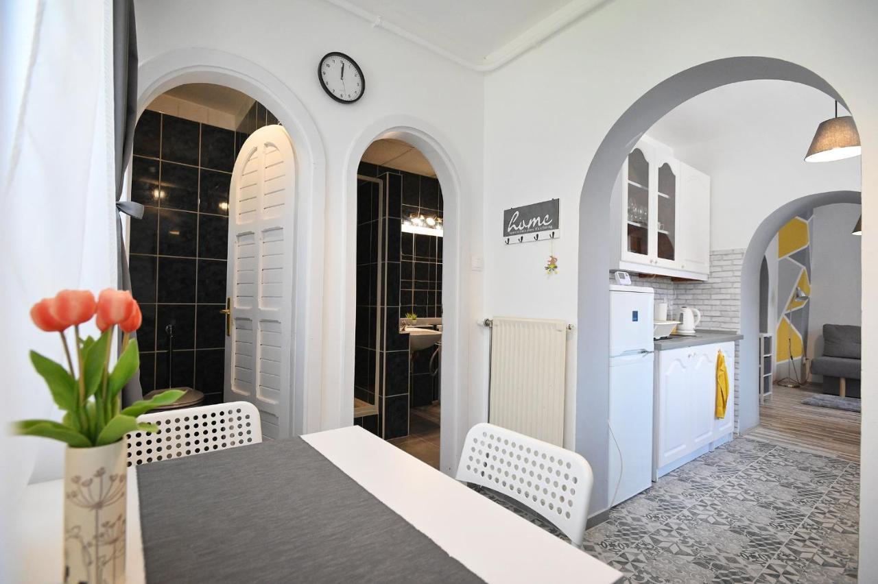 Castle Garden Apartman Егер Екстериор снимка